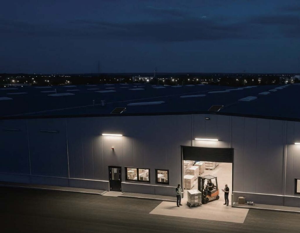 solar commercial lighting